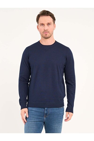 Lee Cooper Men's long-sleeved sweater in solid color