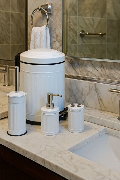 Davet طقم حمام مكون من 4 قطع من الفولاذ المقاوم للصدأ - سلة مهملات - فرشاة تواليت - حامل فرشاة أسنان - حامل صابون سائل