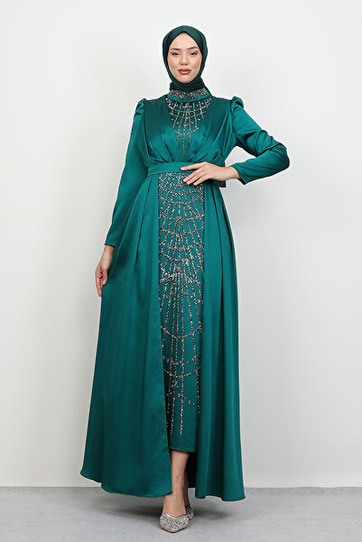 Lamia Giyim İşlemeli Pelerinli Abiye Zümrüt
