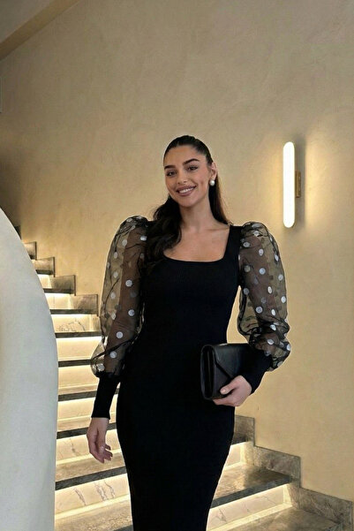 oshebu Women's Knit Dress with Polka Dot Detail on the Sleeves