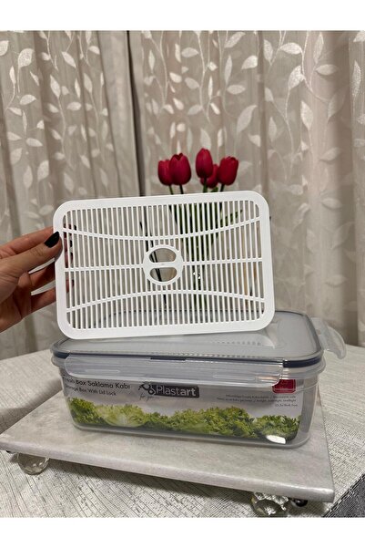 Plastard 2.5 L Air-Tight, Odor-Proof Fresh Box Storage Container with Straine...