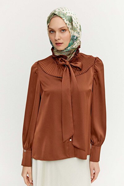 Setrms Pilise Yakalı Saten Gömlek