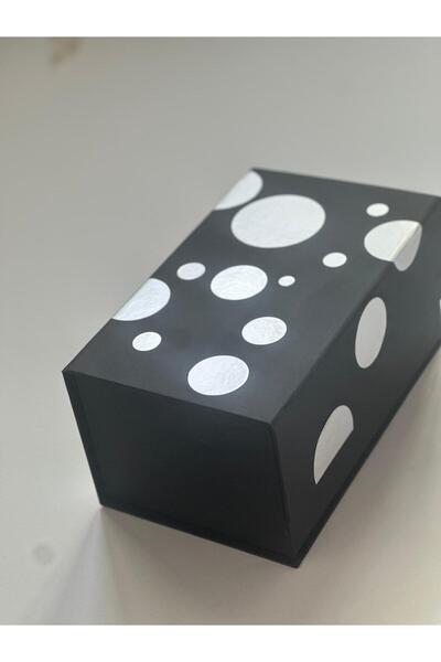 MAY BOX puantiyeli metalik mıknatıslı mukavva kutu yük13xcm gen27 xuz16cm