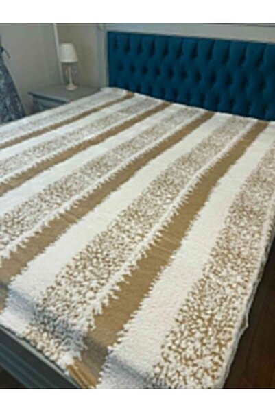 alisa Cocolino blanket