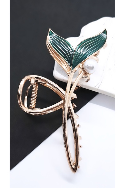 Serenity مشبك معدني على شكل ذيل السمكة مزين باللؤلؤ