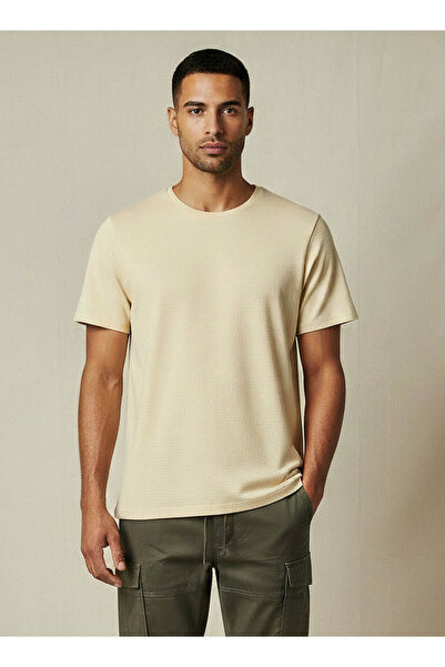 Iconic Men Slim Fit Crew Neck Short Sleeves Popcorn Textured T-shirt