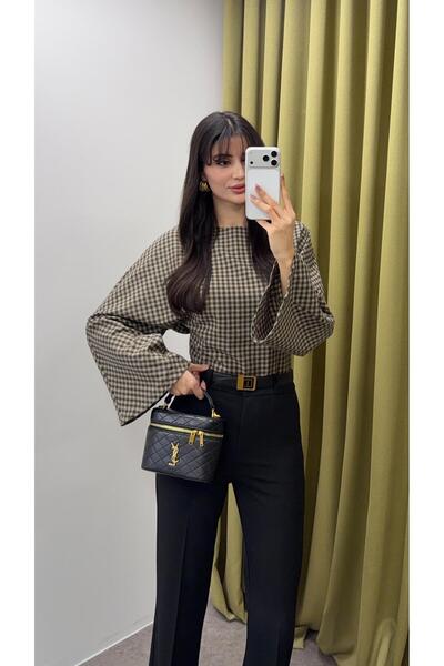 HAZELANNA بلوزة بني اللون بأكمام على شكل خفاش