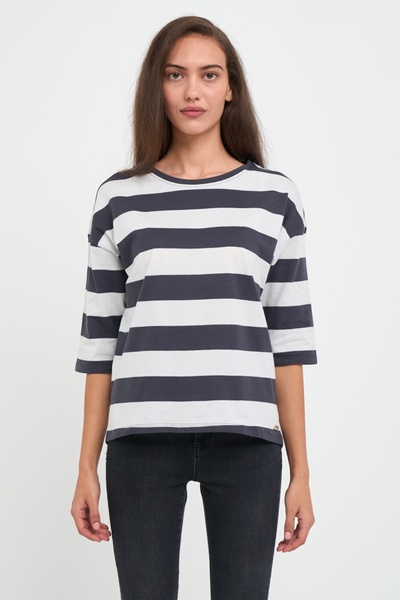 Timeout Women's T-shirt with horizontal striped pattern
