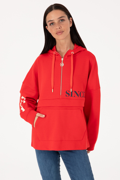 U.S. Polo Assn. سويت شيرت نسائي أحمر بغطاء رأس 50309055-VR030