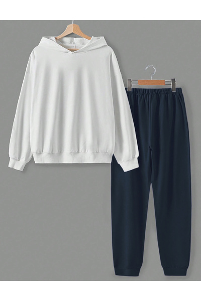 Evendi Suit, White/Navy