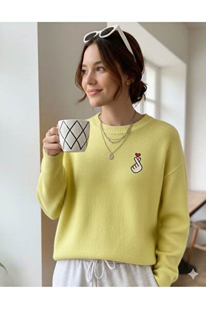 FAVORİST Heart Embroidered Special Extra Soft Fabric Women's Knitwear Sweater