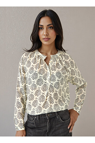 FAV Mandarin Collar Top with Print