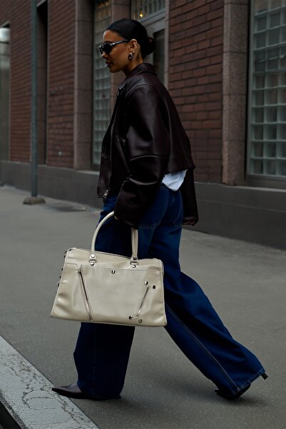 BAHELS Women's Staple Beige Leather Large Shoulder Bag