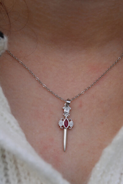 Harlofia Jewelry Çelik Kırmızı Taşlı Vintage Kılıç Kolye