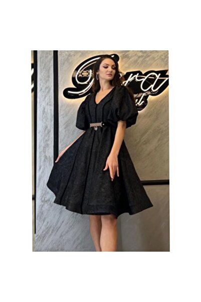 ANATOLIATEKSTILE Elegant Black Midi Dress with Puff Sleeves and Gold Chain Belt