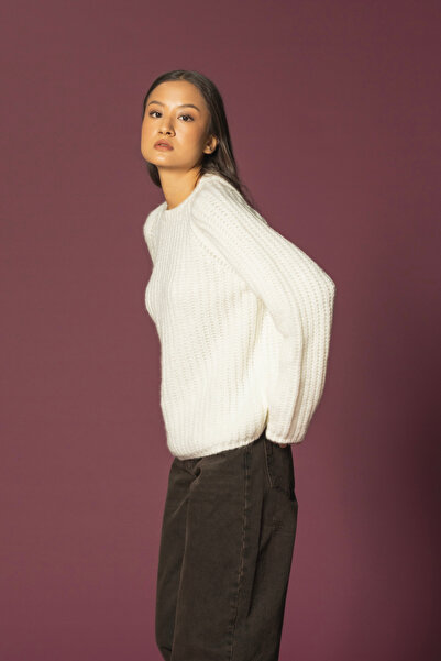 Avrile Reglan Sleeve Sweater