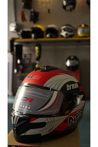 NCR M70 KIRMIZI GRAFİK (ECE SERTİFİKALI KAPALI KASK)