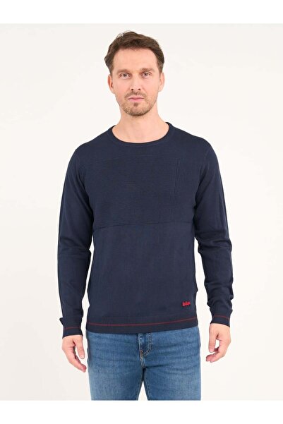Lee Cooper Men's long-sleeved sweater in solid color