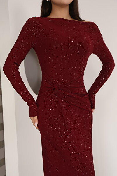 Moda Palmiss Draped Sandy Evening Dress with Boat Neck and Glitter Detail