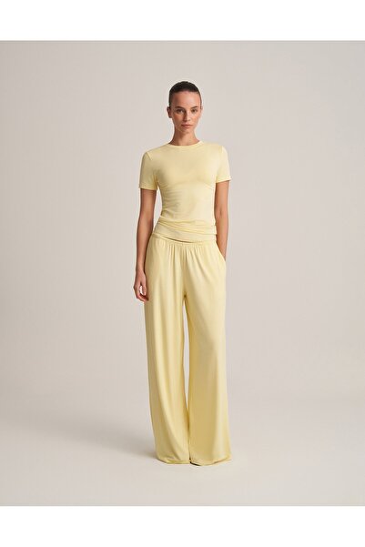 lessandromance FIT KESIM KISA KOLLU T-SHIRT TEREYAĞ SARISI