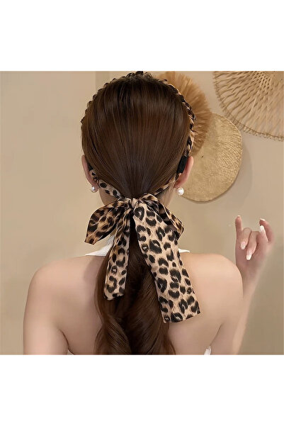 Pelin Aksesuar Brown Leopard Patterned Scarf with Threaded Crown