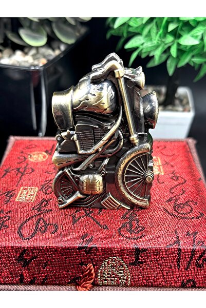 NikaŞ Vintage Motosiklet Tasarımlı Kabartmalı Metal Benzinli Çakmak - Eskitme...