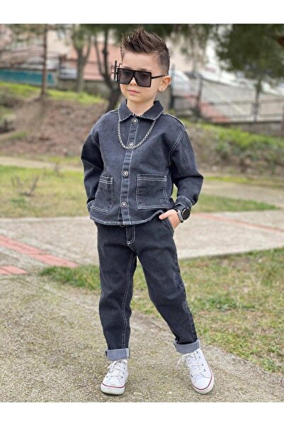 ByErkut طقم جينز علوي وسفلي ©️   سترة جينز بجيبين مزدوجين ▪️ بنطلون جينز، جود...