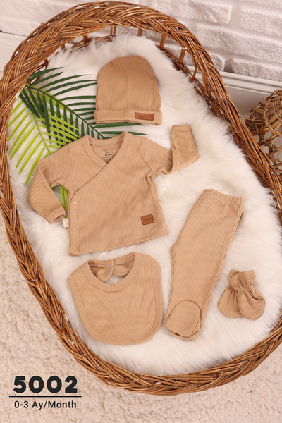 Election 5-Piece Newborn Baby Hospital Discharge Set with Report