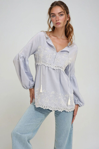 bacc Women's Baby Blue Embroidered Front Collar Tassel Balloon Sleeve Woven Blouse Bchesq-251032