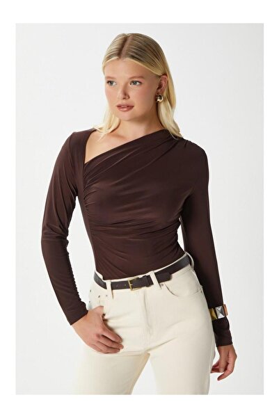 PEMAA Asimetrik v yaka drapeli bluz