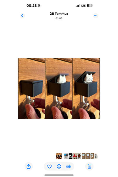 Della Keychain Strap with Movable Cover – Cute and Practical Design