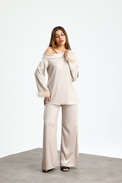 Sense Feather Detailed Off-Shoulder Black Blouse and Pants Set – Stylish and Modern Women's Set | Blz36447 Beige Sat