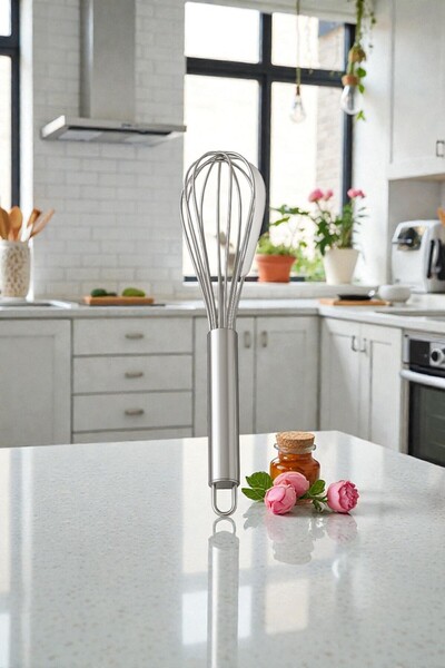 İnterlife Pratik Sıyırma Aparatlı Çırpıcı Paslanmaz Titanyum Kaplama Çizilmez...