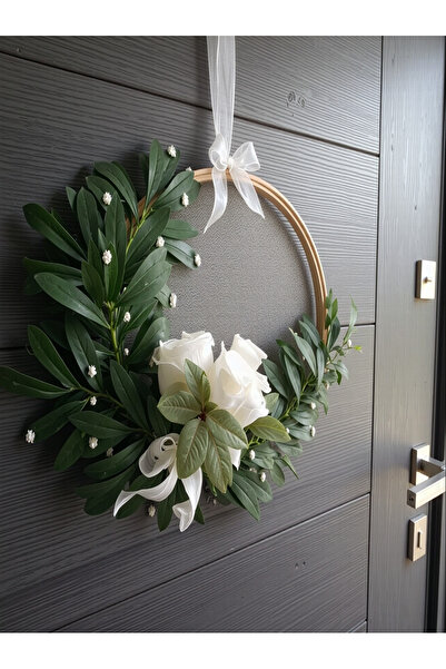 Hobi Stok Kapı Süsü – Rustik El Yapımı Zeytin Yapraklı Beyaz Çiçekli Nişan Söz Düğün Dekoratif Çelenk