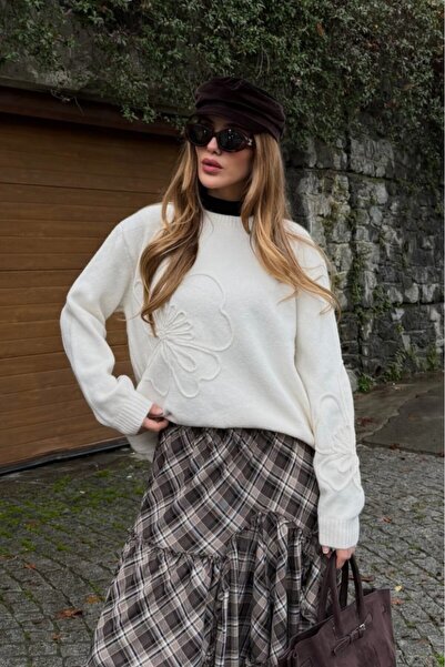 Laluvia Cream Sweater with Filter - 251085