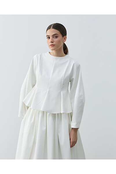 Aybikestil Paper Gabardin Kulplu Volanlı Peplum Kısa Bluz Ekru