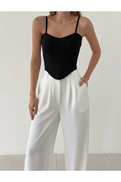 My Blog Black Thin Strap Heart Collar Knitwear Blouse