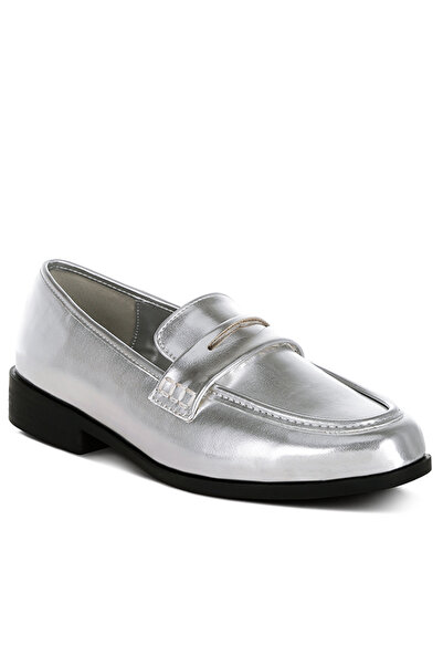 london Rag حذاء نسائي مسطح من الجلد الصناعي المعدني باللون الفضي