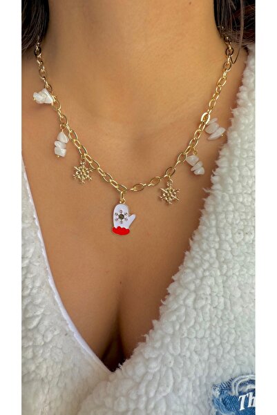 Gigi Yeni Yıl Temalı Eldiven Figürlü Kar Tanesi Detaylı Doğaltaş Tasarım Kolye