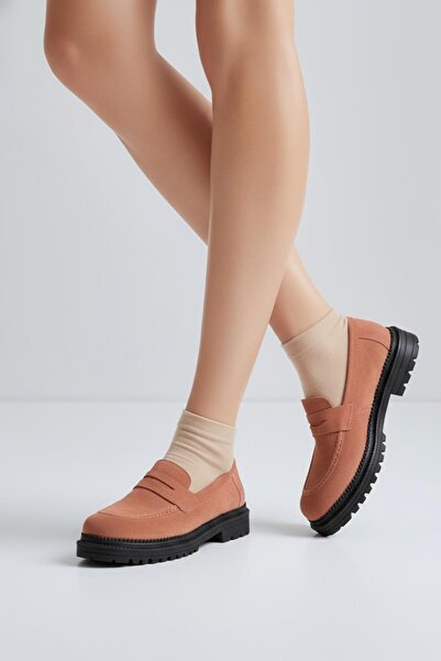 Laura Shoes حذاء لورا النسائي من الجلد السويدي طراز ليرا سالمون