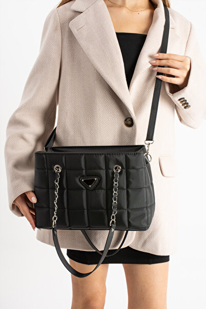 Zealous Black Quilted 3 Compartment Zipper Closure Chain Strap Lined Handbag ...