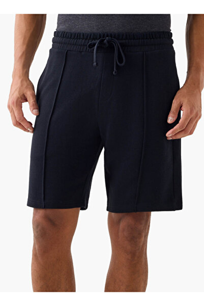 FAV شورت رياضي مُقسّم إلى أجزاء مع رباط للإغلاق وجيوب