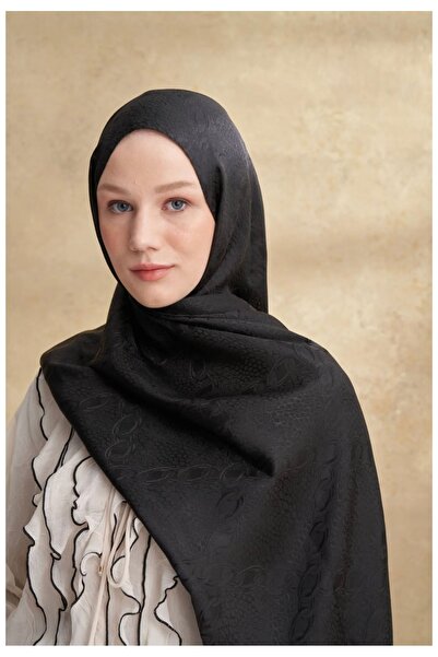 ARMANDA Jacquard Shawl Chain Pattern