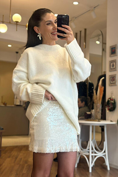 Unique Boutique Beyaz Pullu Şort Etek