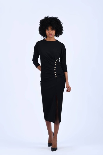 la luce Siyah Düğmeli Drapeli Elbise - QE402