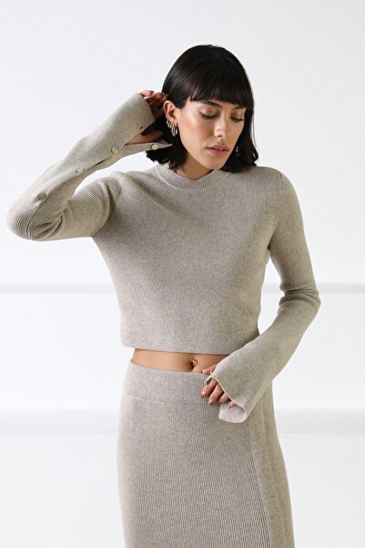 Ferraro A.Beige Long Sleeve Crew Neck Buttoned Sleeves Cashmere Women's Knitwear Sweater