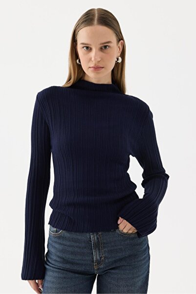 Moca سترة أليسي باللون الأزرق الداكن