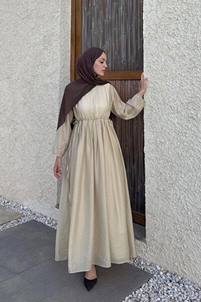 Moca فستان بيرلا باتر