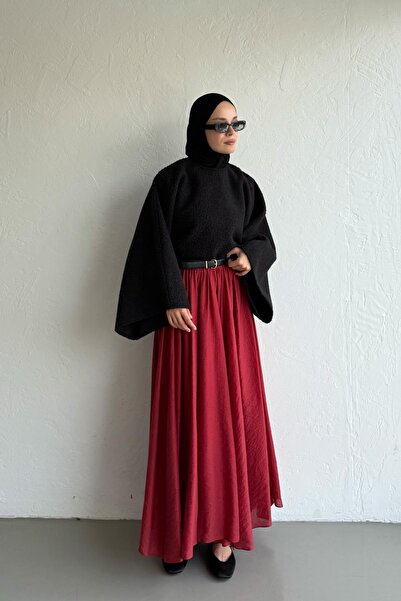 Moca بلوزة سكارليت بوكلت باللون الأسود