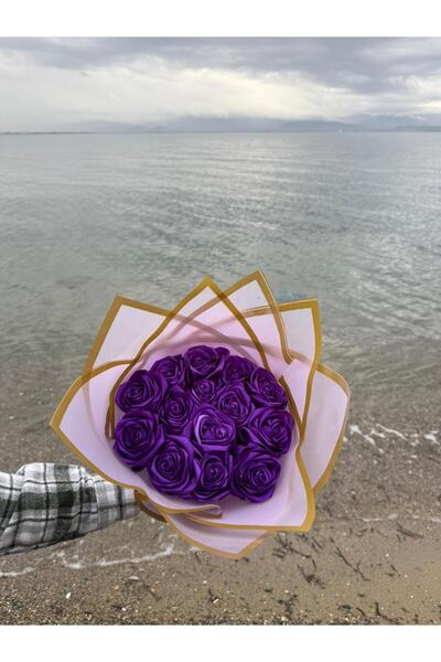 SZD Design Buchet de trandafiri din satin de lux care nu se decolorează (14 bucăți)